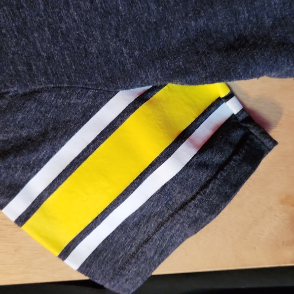 Batman Shirt - Picture 4 of 5